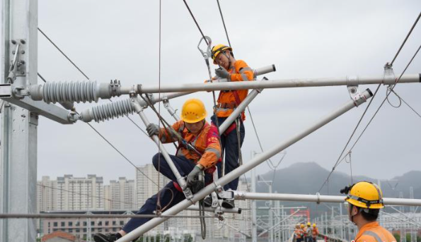 西康高铁接触网平推验收圆满收官